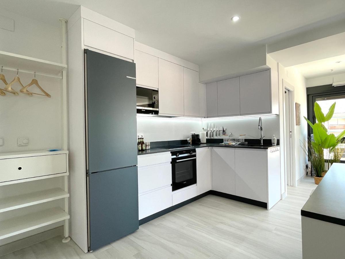 Modern Place City & Beachlife In Heart Of Torremolinos By Solrentspain 아파트 외부 사진
